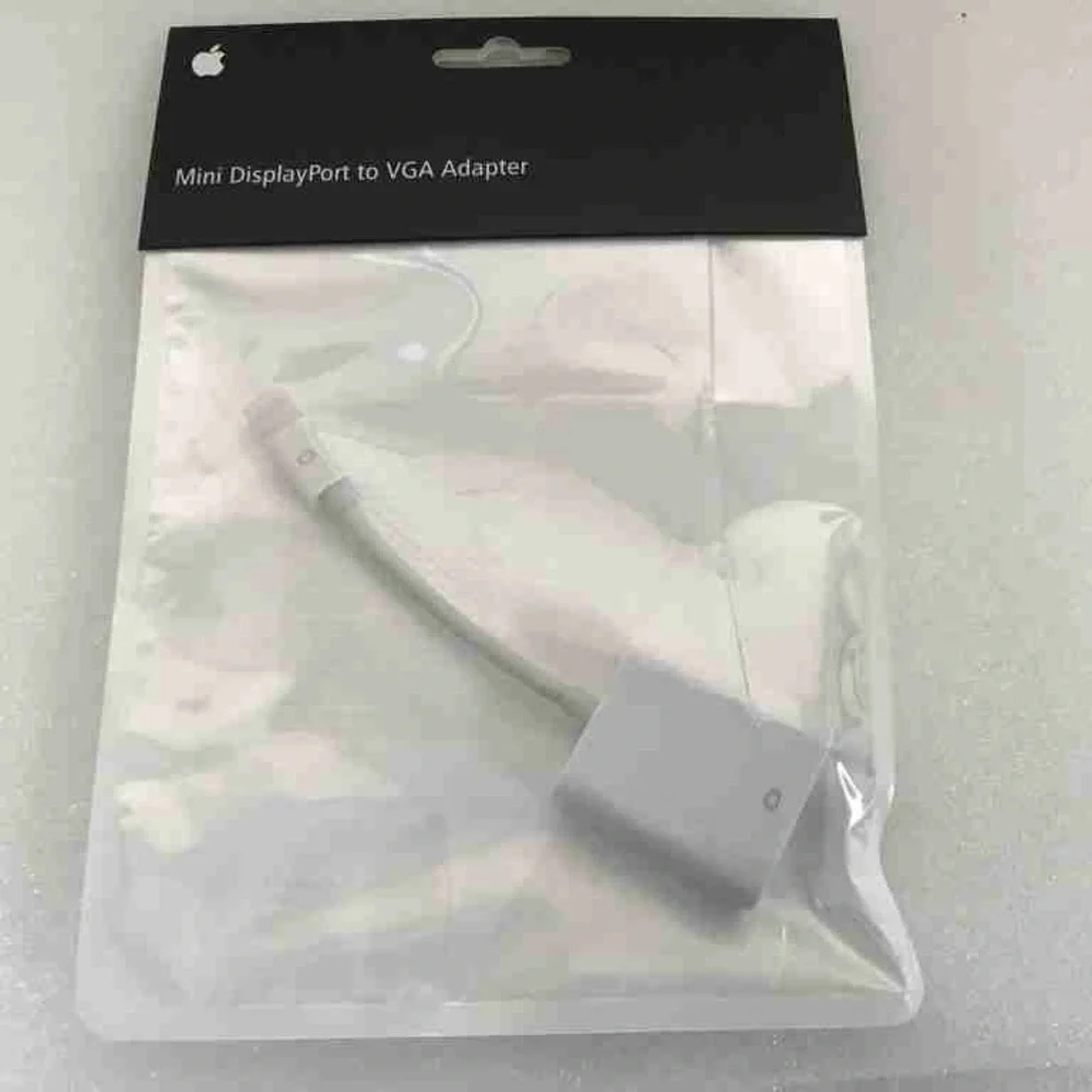 Apple Mini DisplayPort to VGA Adapter White NWT